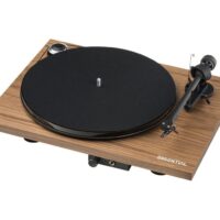 Pro-Ject Essential III HP – les 2