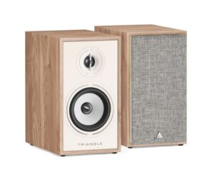 TRIANGLE BR PACKSHOT LIGHT OAK