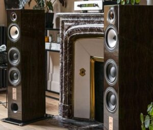 Triangle Esprit 40th Anniversary