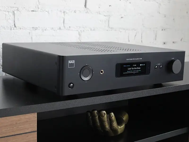 Hibridni pretočni ojačevalec Nad C 389