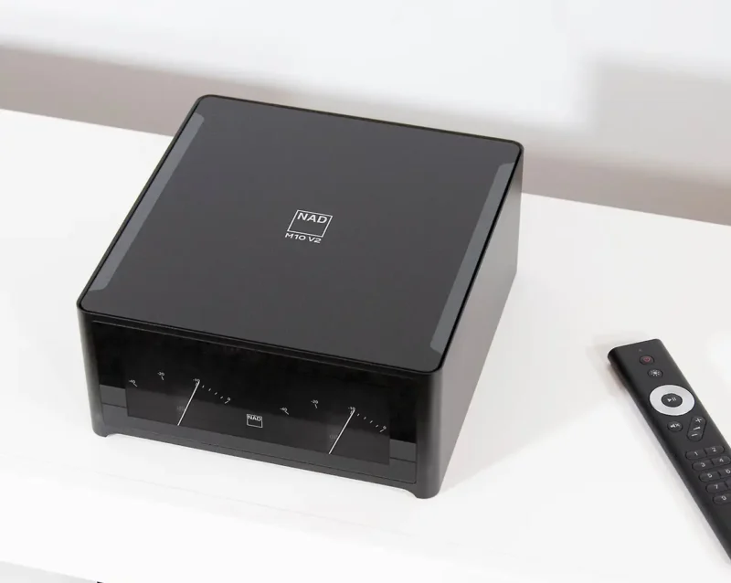 BluOS pretočni ojačevalec Nad M10 V2