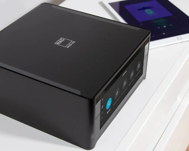 BluOS pretočni ojačevalec Nad M10 V2