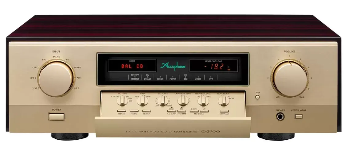 Predojačevalec Accuphase C-2900