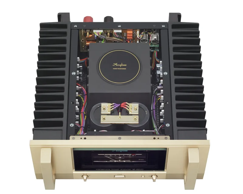 Mono močnostni ojačevalnik Accuphase M-6200