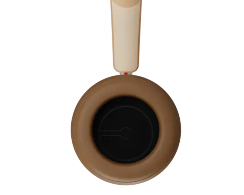 DALI IO-8 brezžične slušalke v elegantni beli barvi Caramel White z dolgo avtonomijo baterije