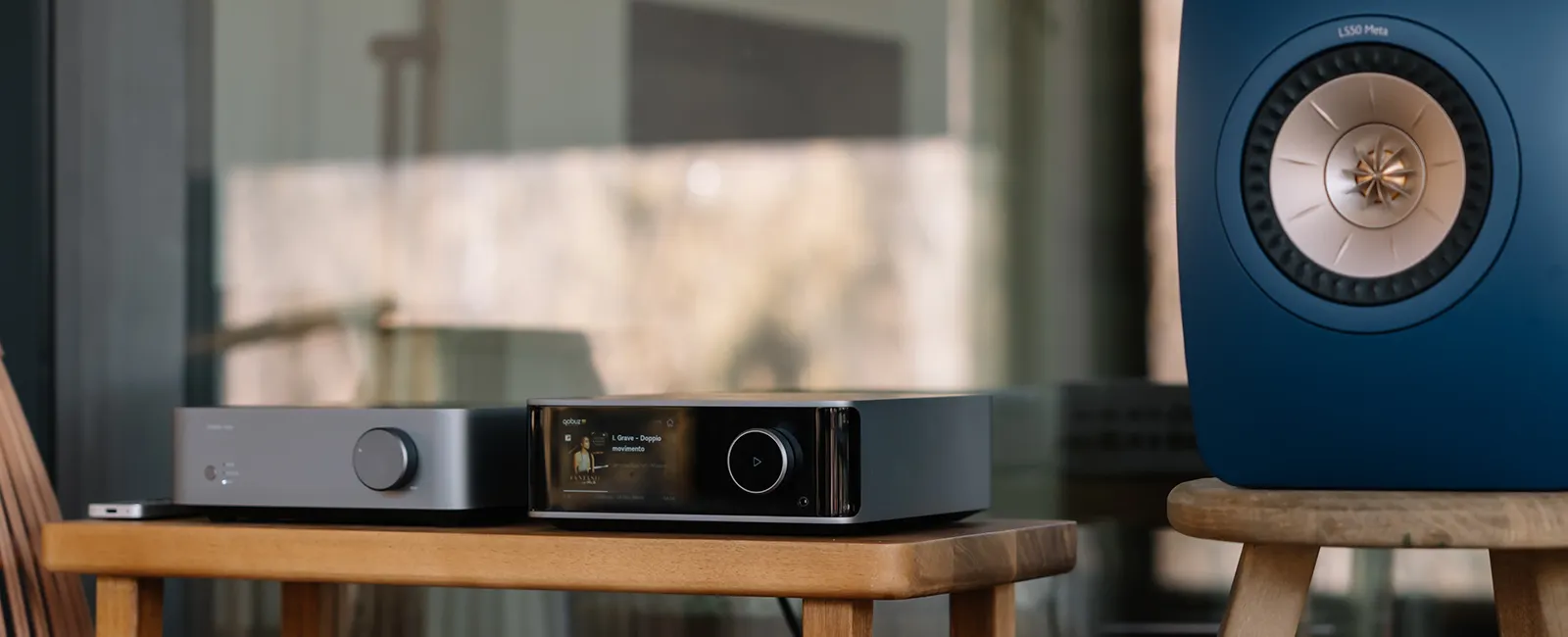 WiiM Vibelink Amp je visokozmogljiv stereo ojačevalnik z 100 W na kanal, vgrajenim DAC-om ESS ES9038Q2M 