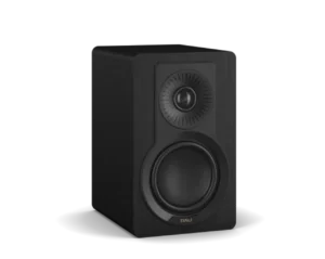 Kompaktni hi-fi zvočniki DALI KUPID v modernem skandinavskem dizajnu, primerni za police ali stensko montažo.