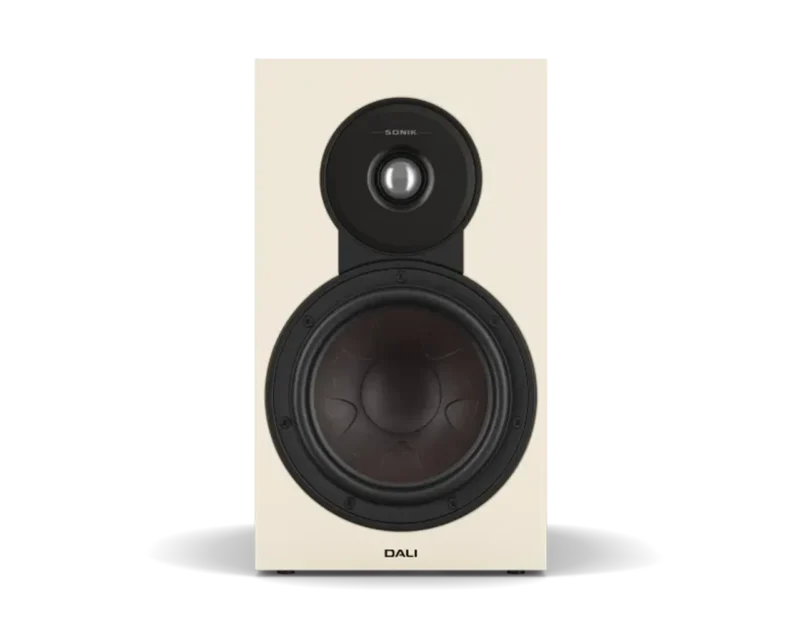 DALI SONIK 3 bookshelf zvočniki na stojalih za sodobne prostore