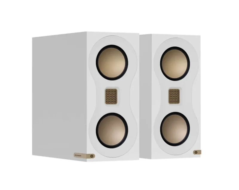 Monitor Audio Studio 89 je kompakten hi-fi zvočnik z MTM zasnovo, MPD III visokotoncem in izjemno natančnim zvokom za sodobne poslušalne prostore.