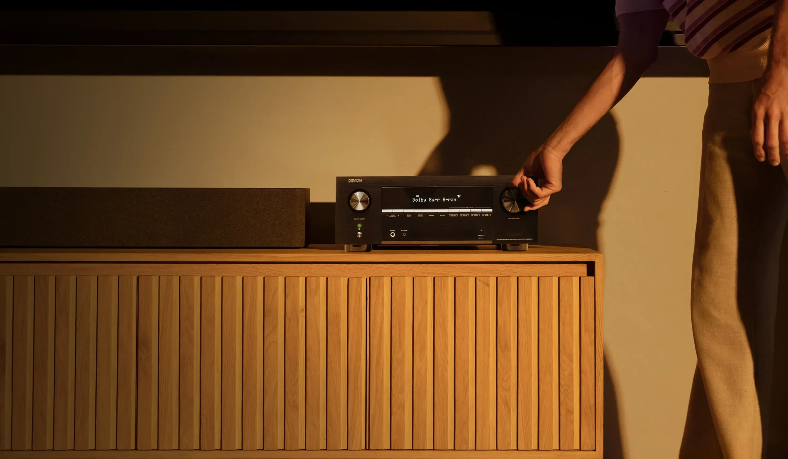 AV ojačevalec Denon AVR-X3900H