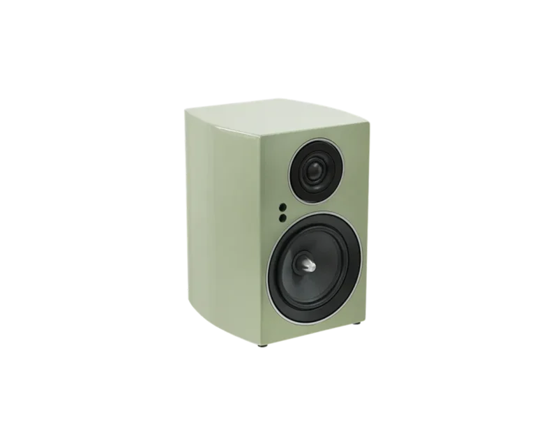 Jamo C707PA MkII združuje aktivno ojačitev, Bluetooth 5.0 aptX HD, HDMI ARC, USB-C in elegantno bookshelf zasnovo.
