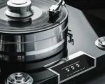 Pro-Ject Signature 12.2 – high-end gramofon referenčni zvok