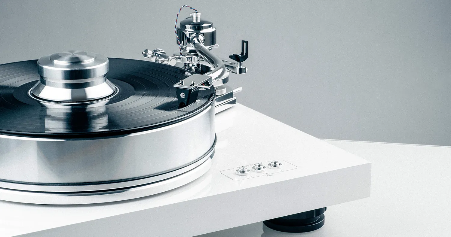 Pro-Ject Signature 10 referenčni gramofon