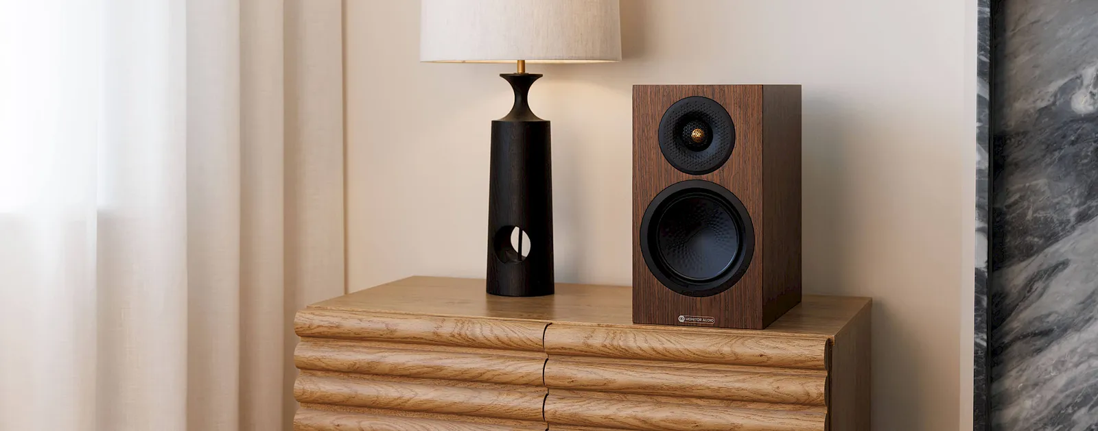 Monitor Audio Silver 50 8G kompaktni 2-sistemski zvočnik